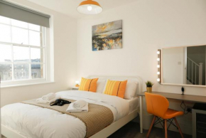 Luxury Rooms in Camden Town Near Shops, Cafes, Bars & Metro with Shared Bathrooms